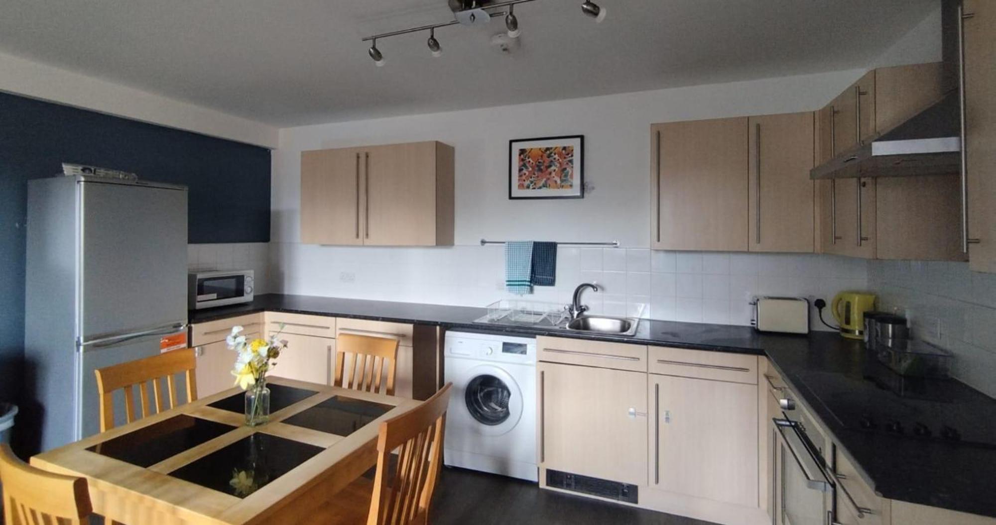 Business & Leisure City Centre 2 Bed En-Suite Apartment With Free Parking And Netflix Ковентрі Екстер'єр фото